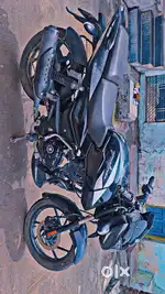 Pulsar 125 split seat in meant condition