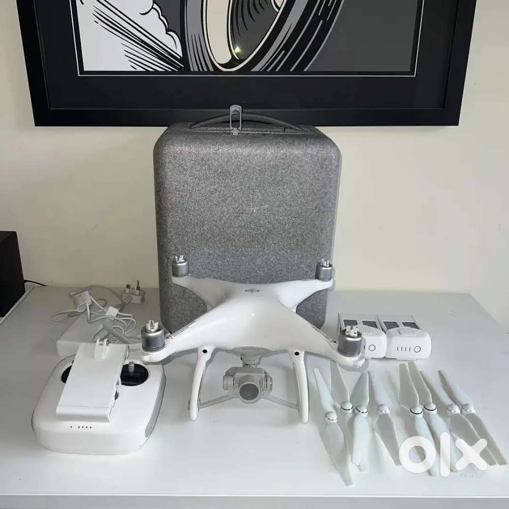 DJI Phantom 4 Drone - 4K Camera