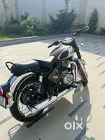 Brand New Condition Top Model Classic 350 Chrome
