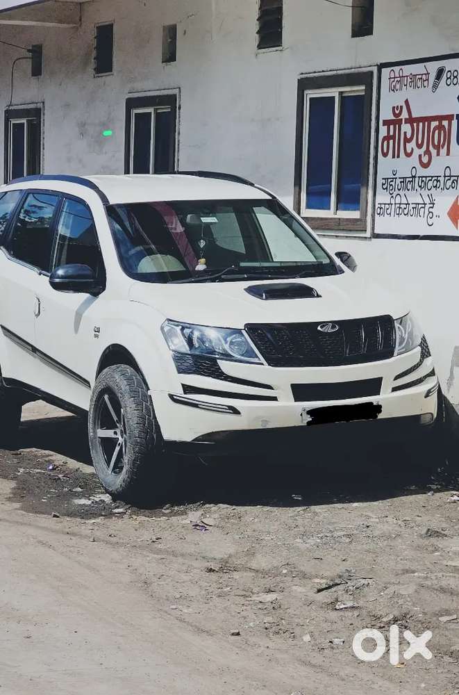Mahindra XUV 500