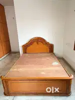 Double bed, dressing table and Almirah in good condition for sale!!