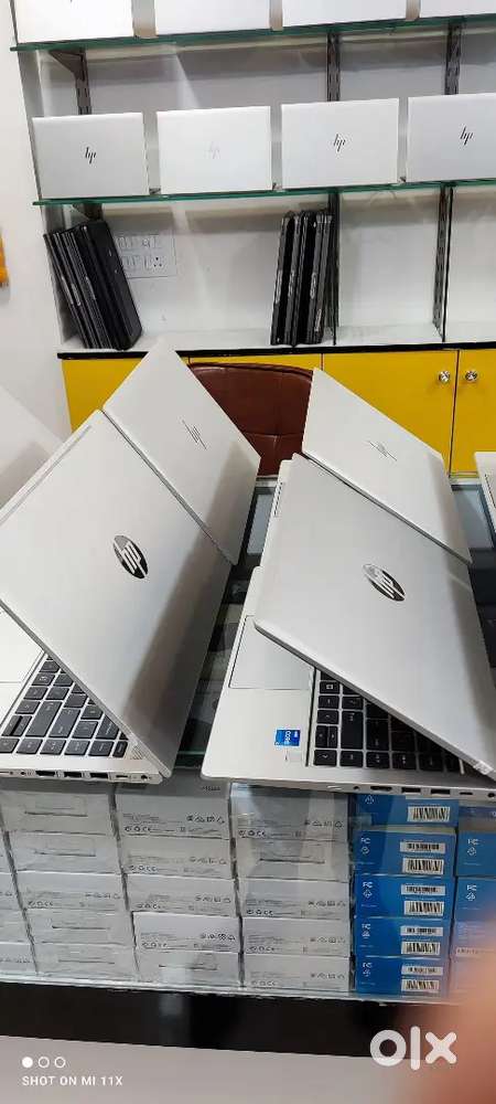 High performing laptop fresh condition business model i5 i7 latest g