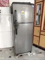 Whirlpool Fridge 220 Liters