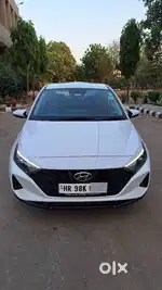 Hyundai i20 Asta (O) 1.2 IVT, 2023, Petrol