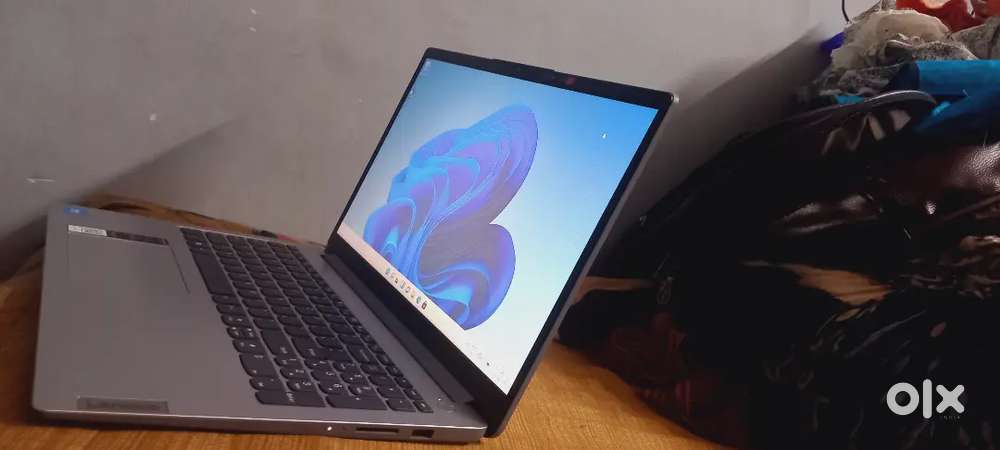Lenovo laptop cereron beat condition