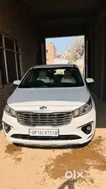 Kia Carnival Prestige, 2021, Petrol