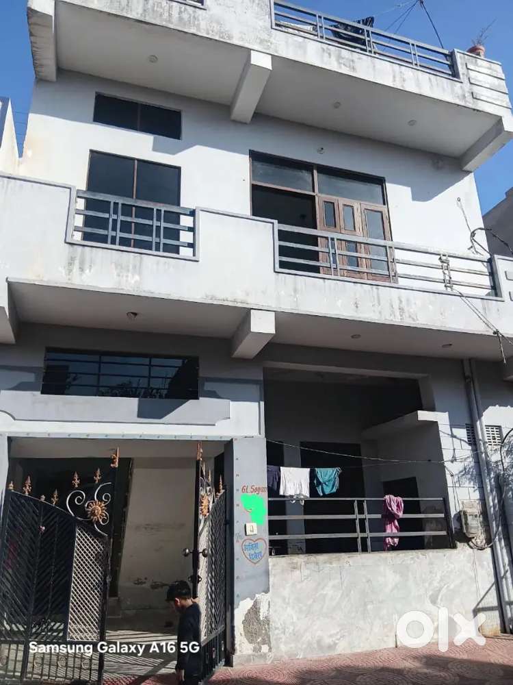 88.Gaj house for sale West facing