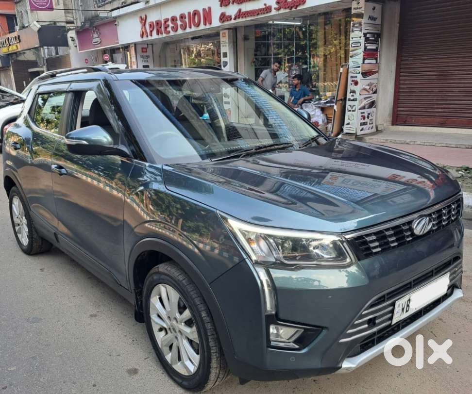 Mahindra XUV300 W8 Diesel, 2020, Diesel