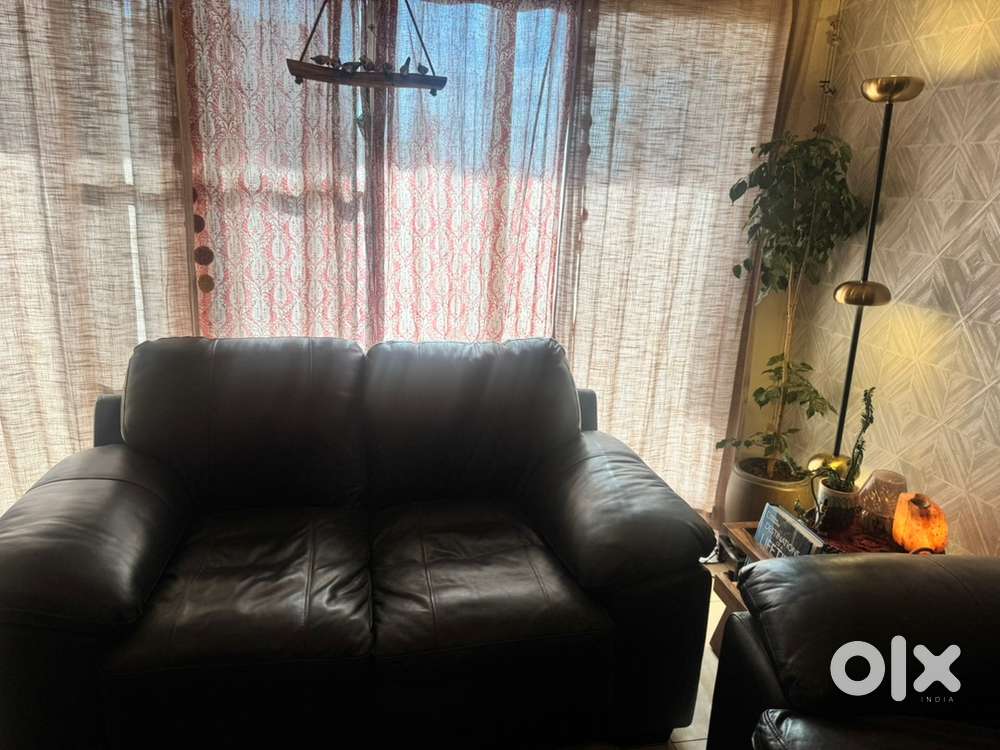 3+2 seater Italian leather sofa