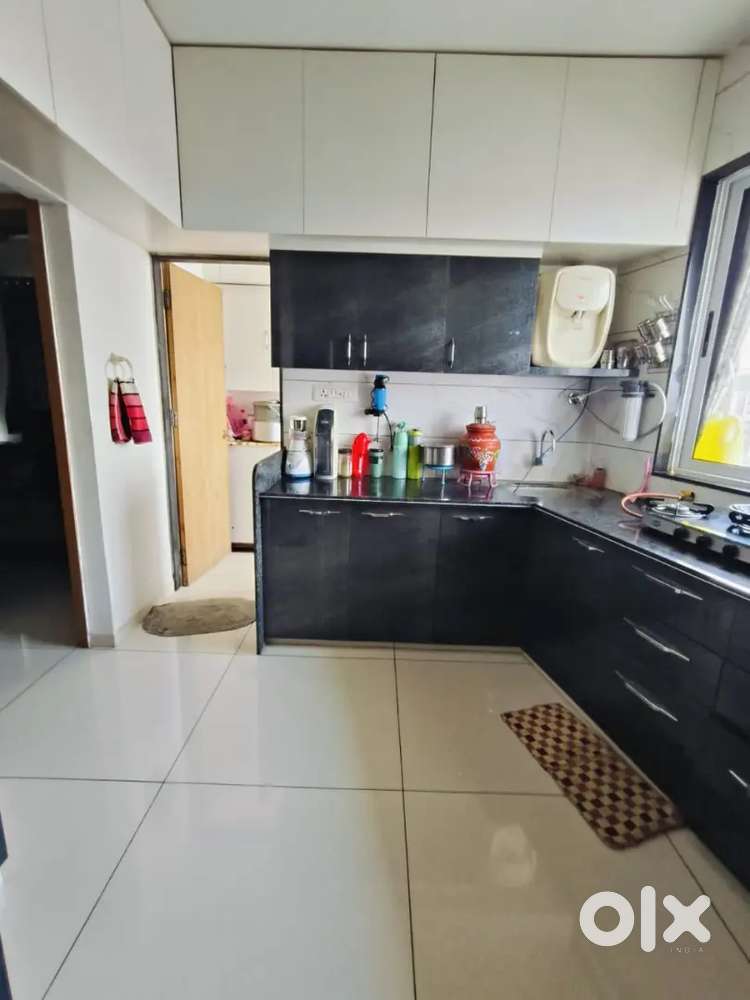 2 Bhk Flat Rent Furnished 18000 Sadhuwaswani Road 2 Bhk 26000 Raiya