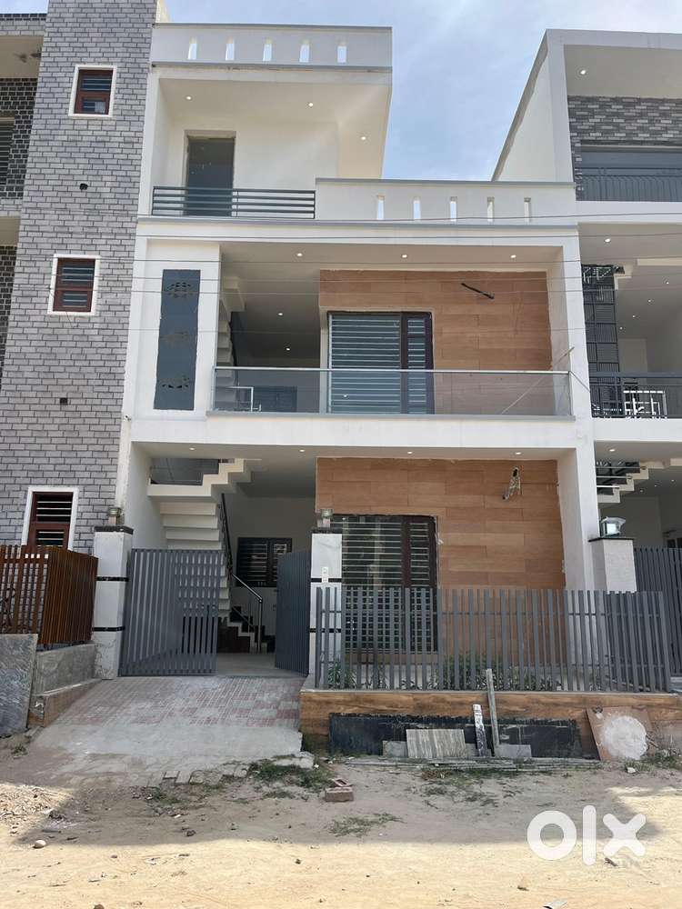 4BHK INDEPENDENT HOUSE