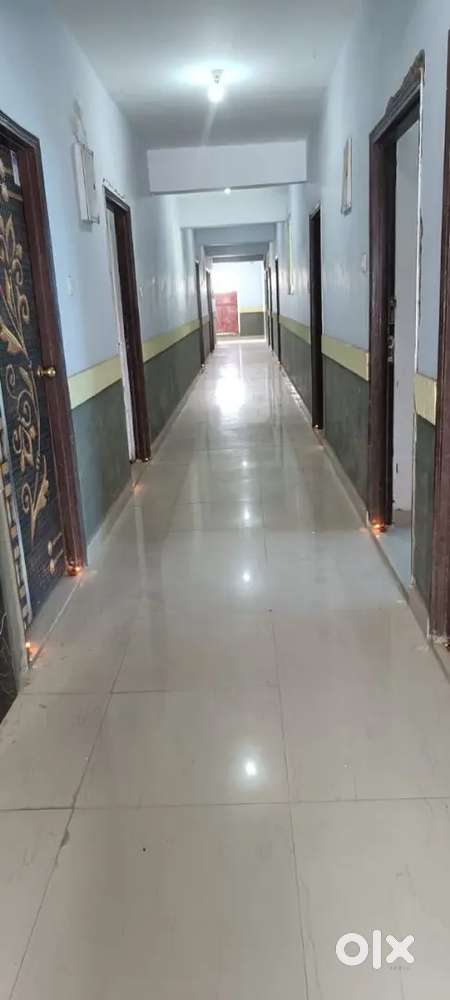 Independent 1 Big Master Bedroom in Apartment