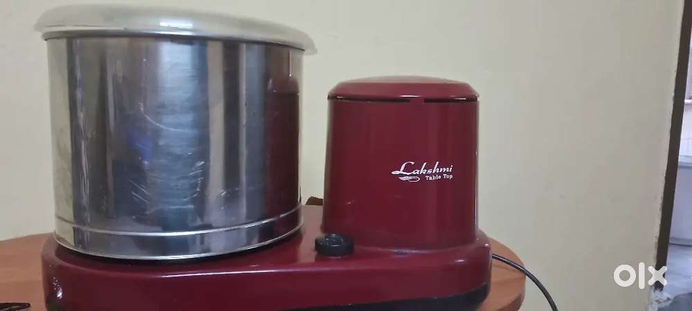 LAKSHIMI TEBLE T0P GIREDER