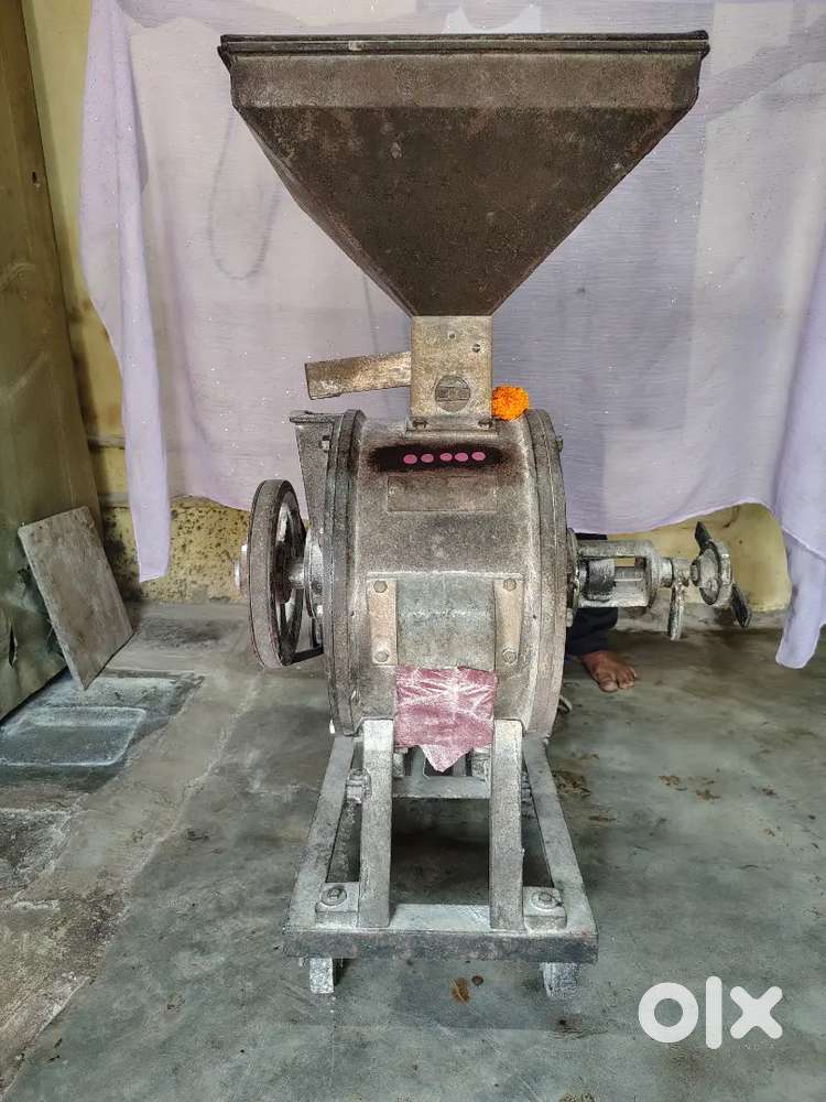 Used Ashirvad Commercial Flour Mill – 2 HP, 25–30 kg/hr (Kolhapur)