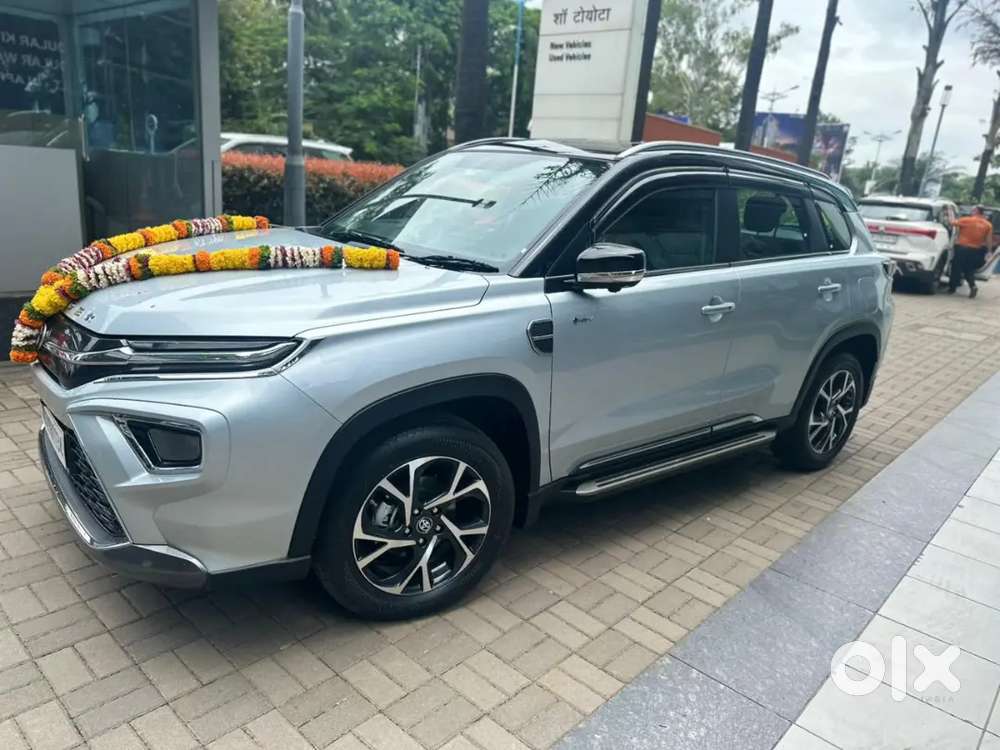 Brand New Petrol Hybrid Hyryder Top End5800km 3 yrs Comp Ins with PPF.