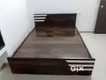 Queen size big bed