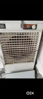 Cooler bikau hai bilkul saaf aur badhiya condition
