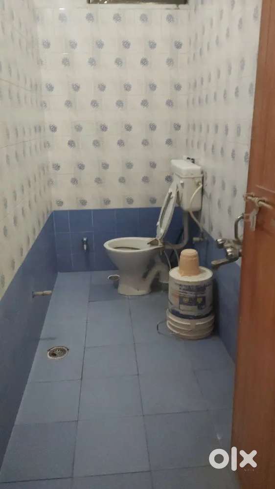 Room available for girls