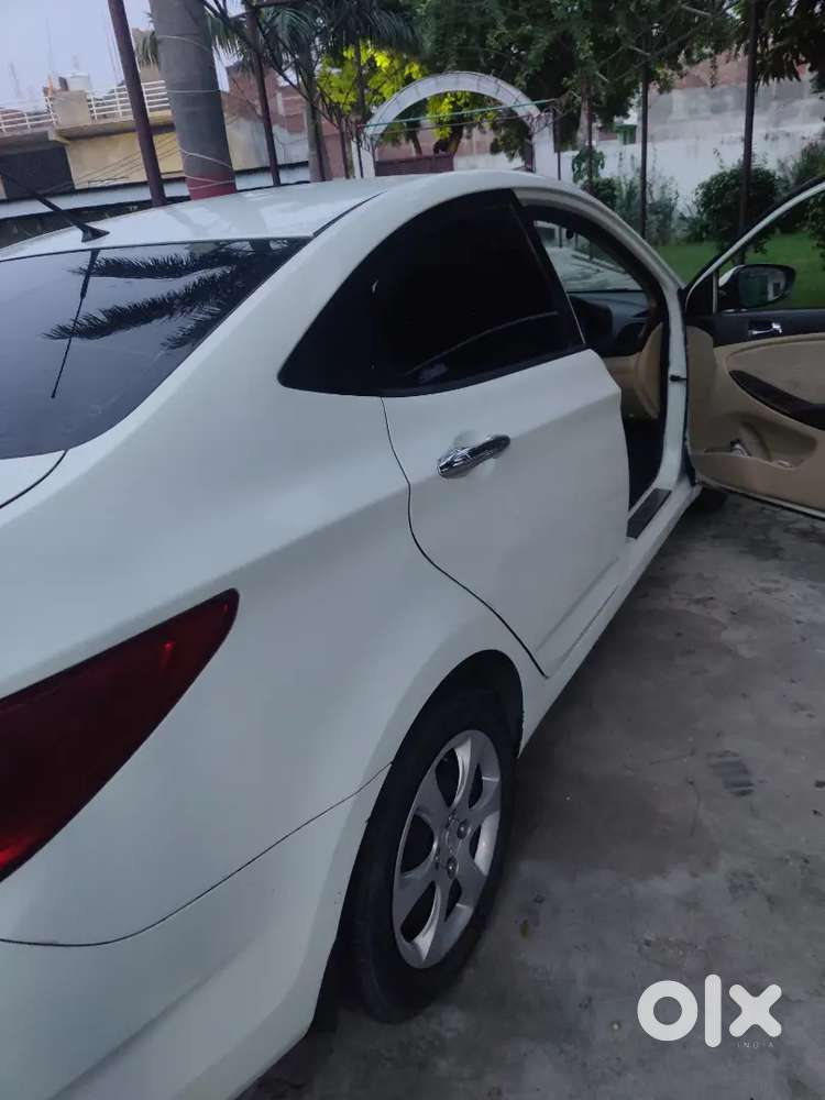 Hyundai New Verna 2012 Diesel 86000 Km Driven