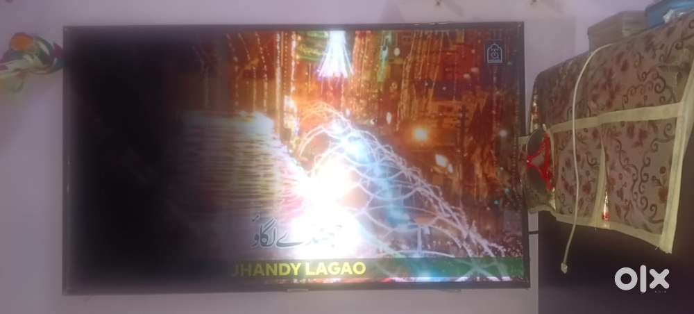 Samsung 43inch Smart Tv Display Off in Good condition