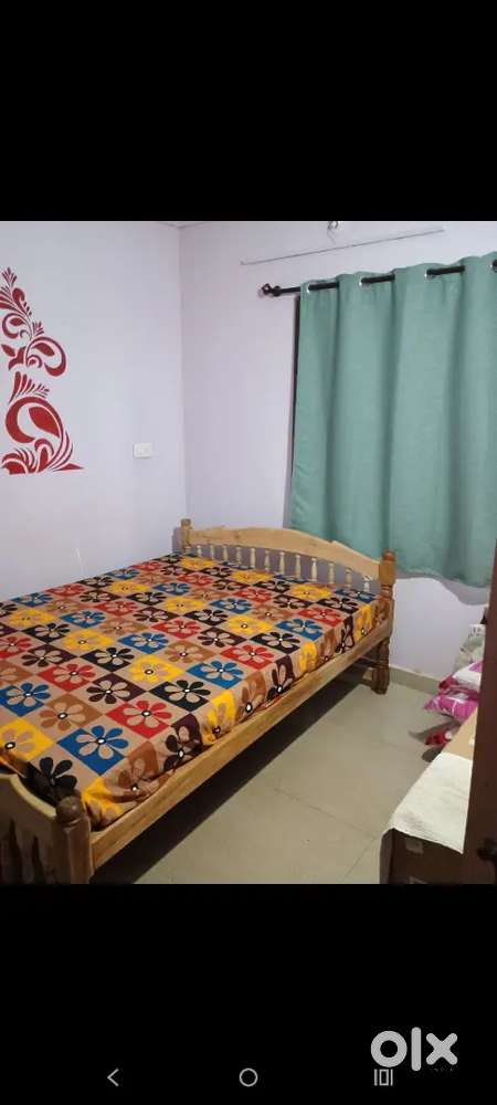 3bhk semi furnished flat for rent at Airport Road Chicalim Goa