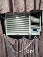 Lg 2 ton AC good condition working