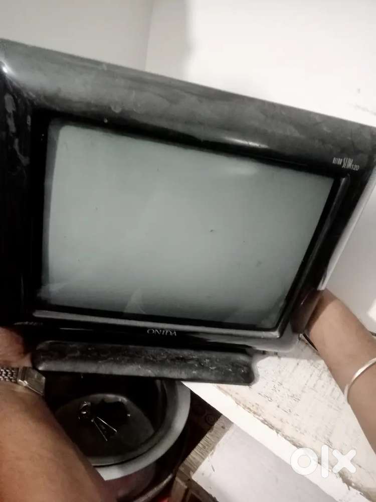 14 inch colour TV