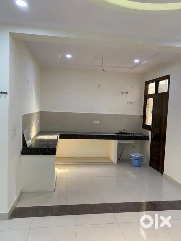 Need A Male Flatmate (4000 rent for 1 room)