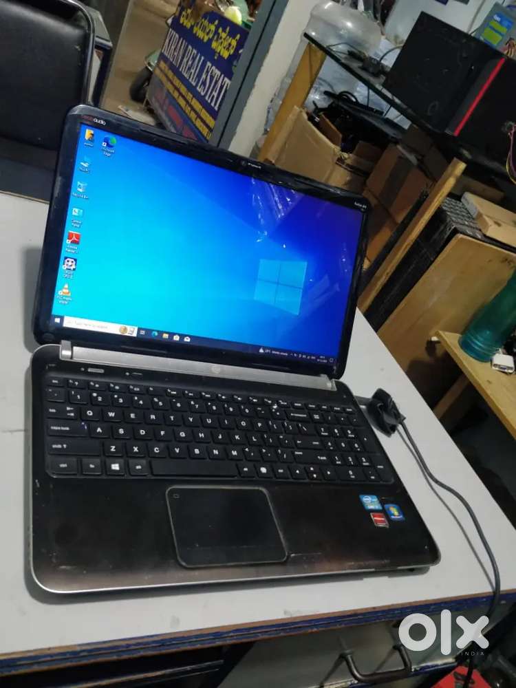 Hp laptop intel core i7 + 4GB RAM + 250gb hdd + Windows 10