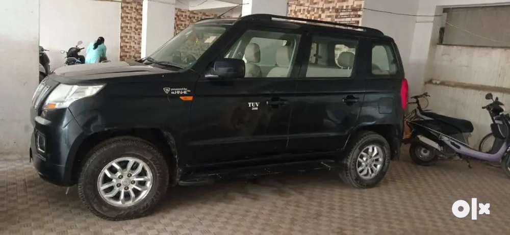 Mahindra TUV 300 2016 Diesel Well Maintained