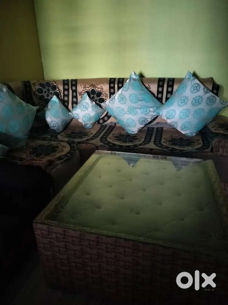 Selling sofa