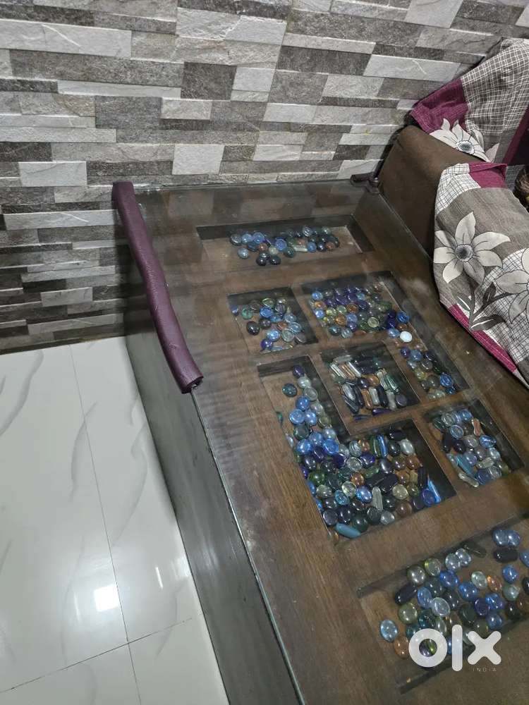 Coffee table with two stools