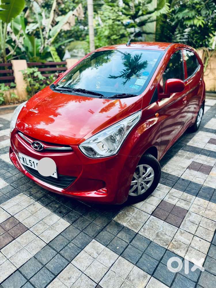 Hyundai EON 2012 Petrol Well Maintained
