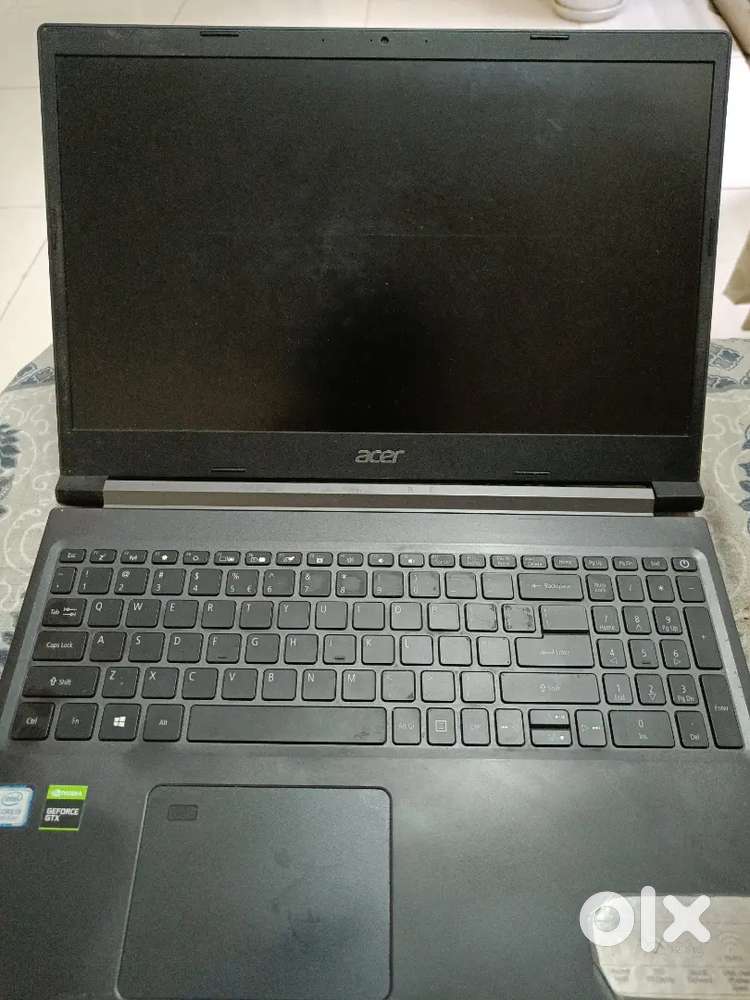 Acer Aspire 7 – Powerful Performance Laptop for Work & Gaming