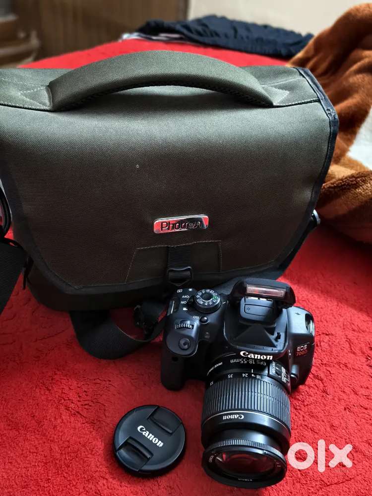 Canon EOS 700D
