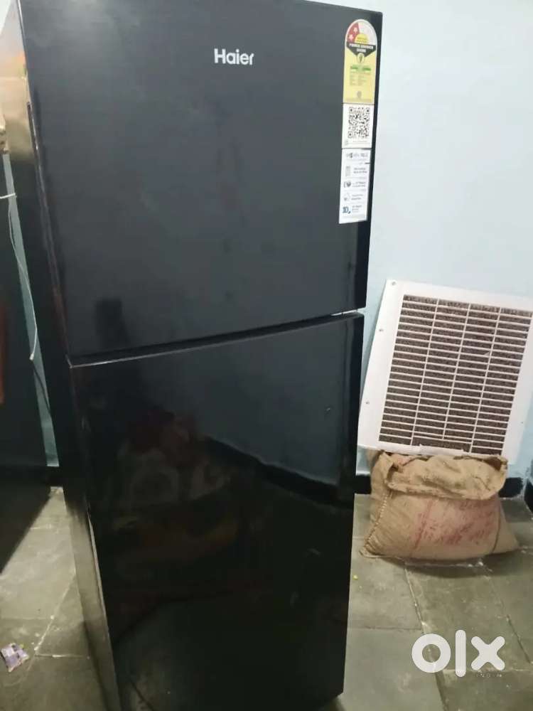 Haier  fridge new and good condition 6 mouth used