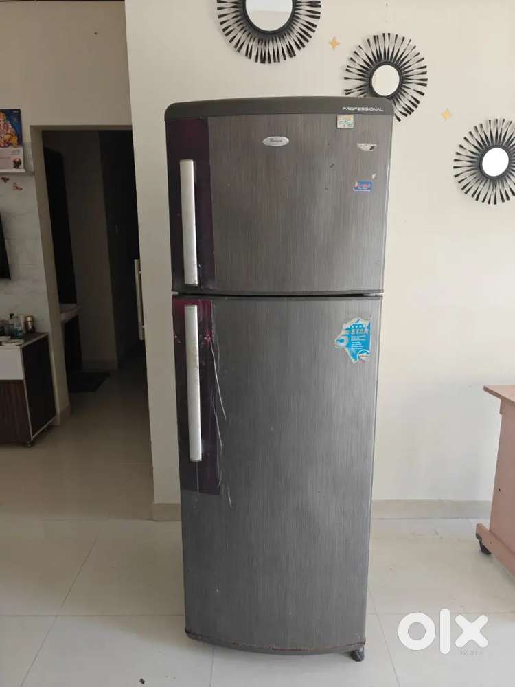 Whirlpool double door, model professional fridge