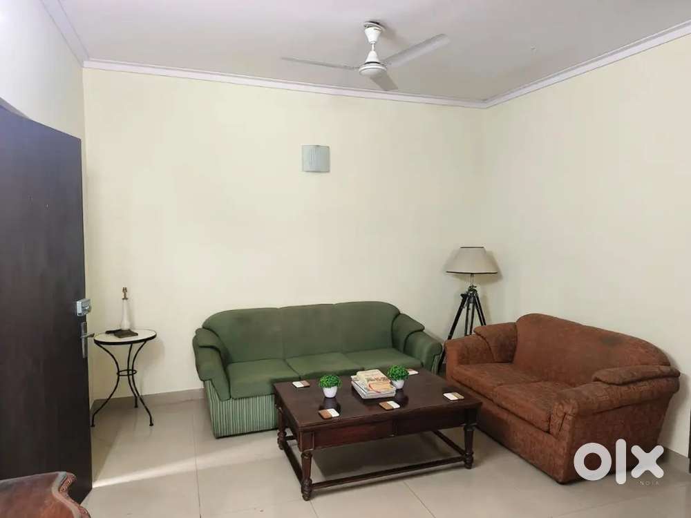 Fully furnished 3 bedroom flat available in civil lines