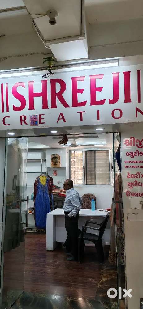 Shop for sell at Bank Road