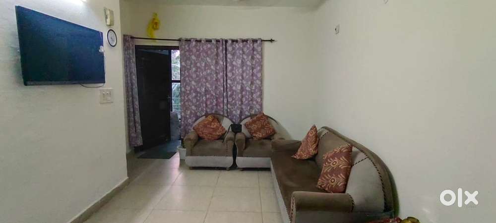 Fully furnished independent 2bhk available for rent in sector 110