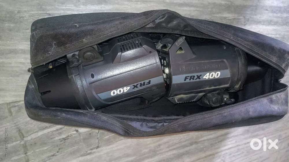 Elinchrome FRX 400 LIGHTS