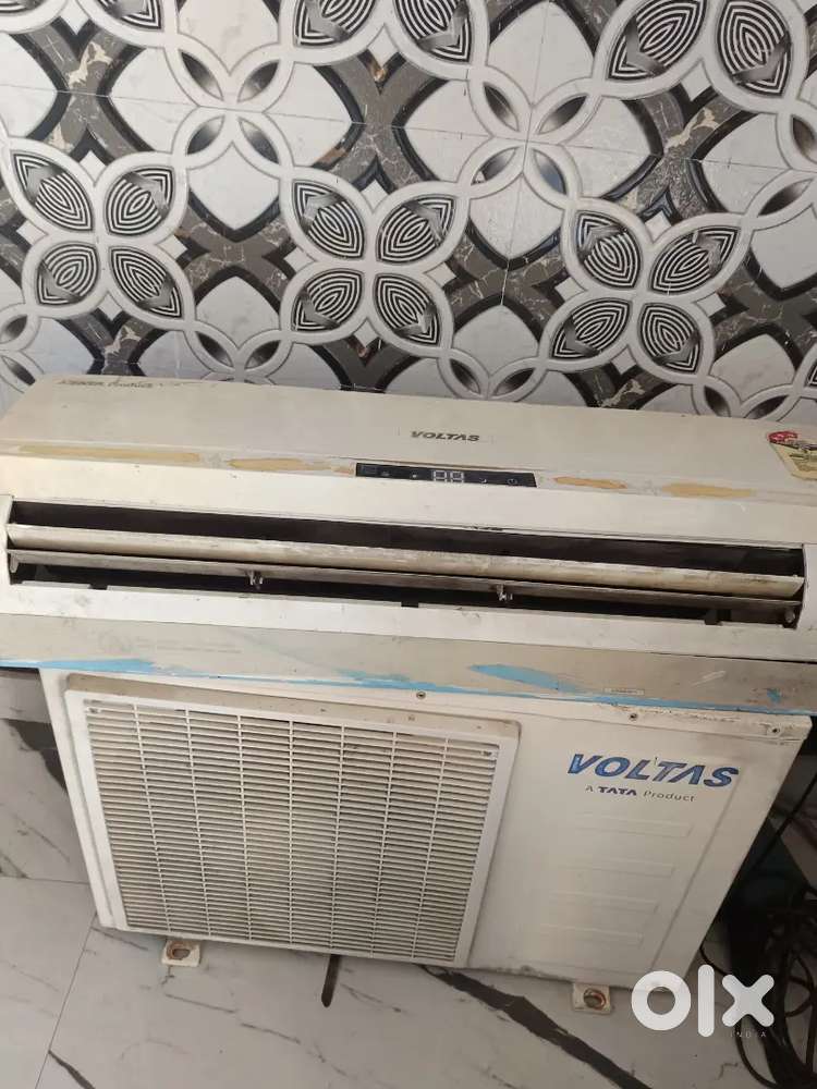 Split AC voltas 1.5 ton cooling very okk