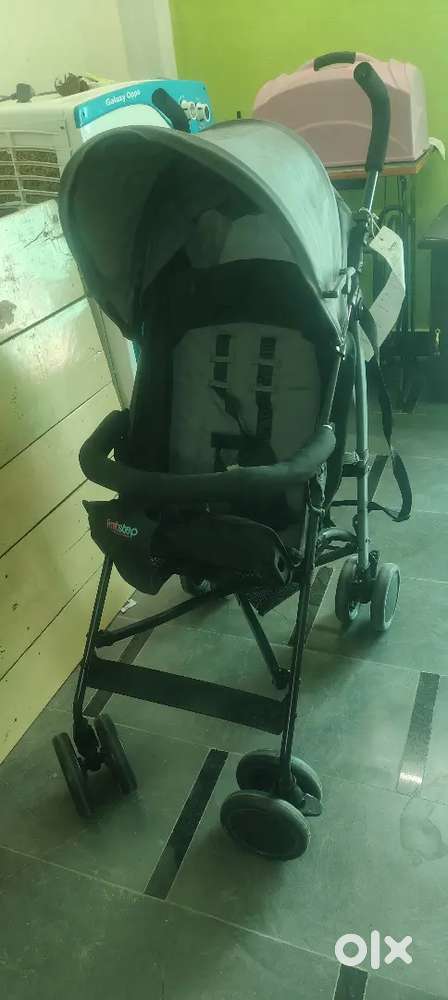 Travel chair for baby