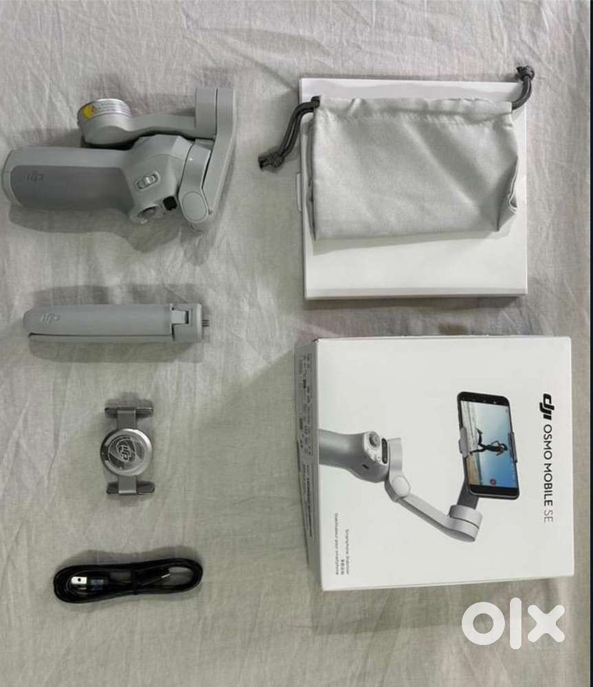 DJI OSMO Mobile SE Intelligent Gimbal 3-Axis ( Brand new condition )