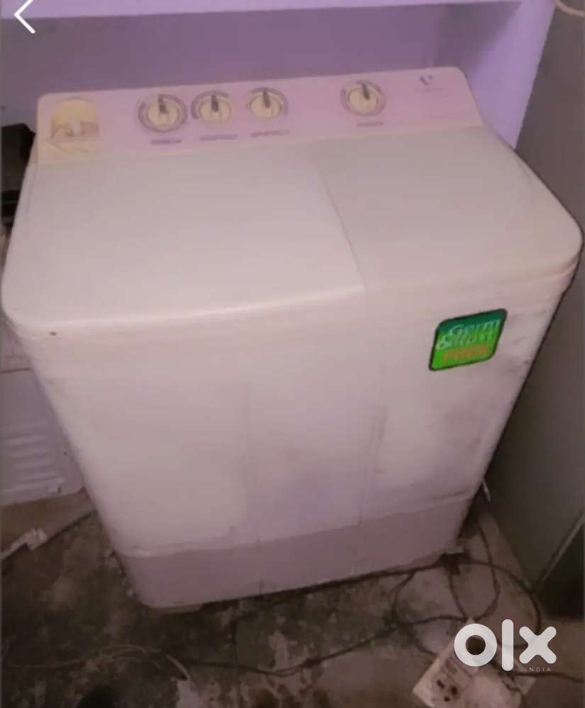 Videocorn company semi automatic washing machine
