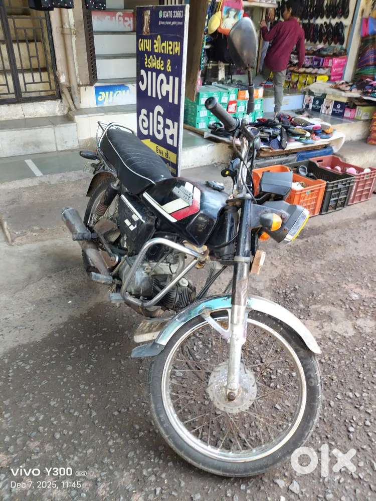 CD 100 in best condition with New battery power and New Wheel