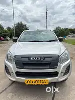 Isuzu DMax S cab silver colour  time pass wale kripiya dur rahe