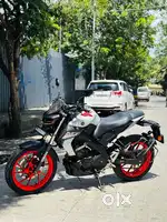 YAMAHA MT-15
