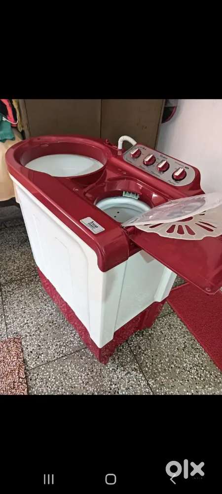 Whirlpool Semi Automatic washing machine