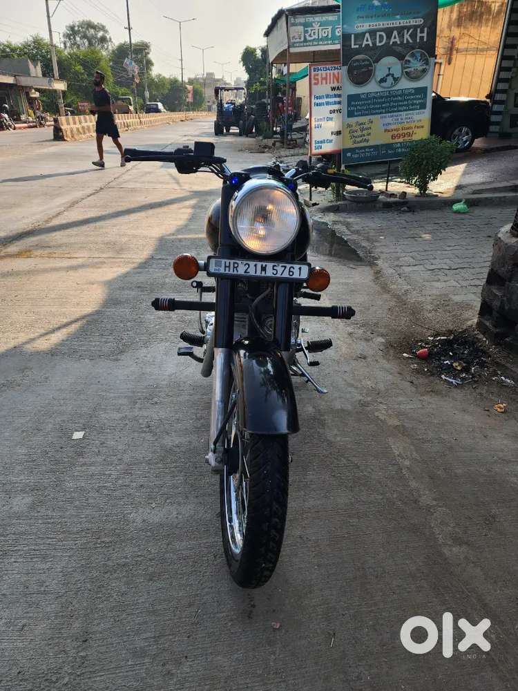 Black color classic 350 lcc
